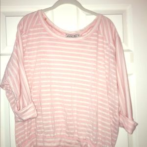 3/4 length Chloe Kardashian blouse
